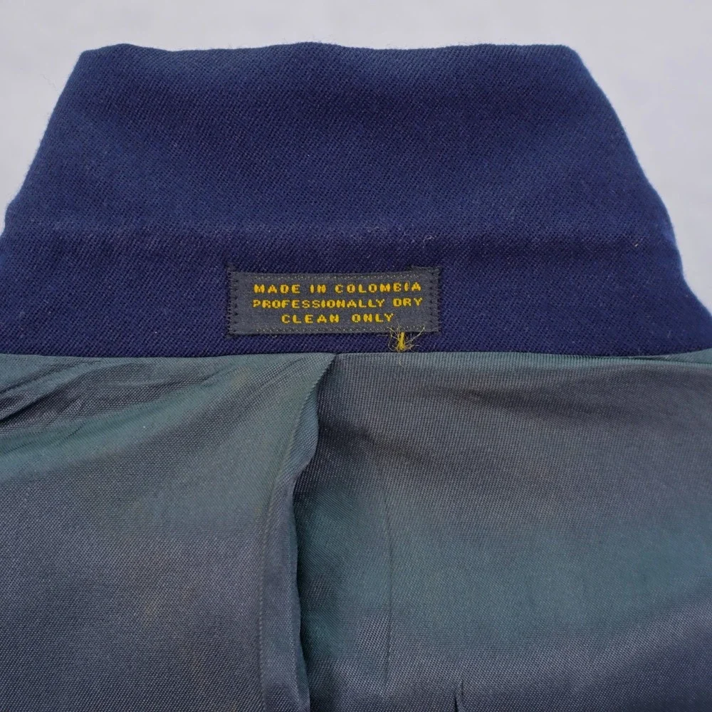 Oscar De La Renta Blue Wool 6 Gold Button Peak‎ Lapel Blazer 44L / Slim Fit 46L